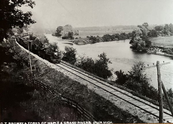 Muir - Old Postcard (newer photo)